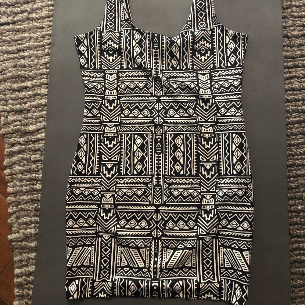 Divided by H&M Black & White Print Dress
